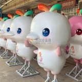 十五運(yùn)會(huì)和殘?zhí)貖W會(huì)吉祥物公仔雕塑