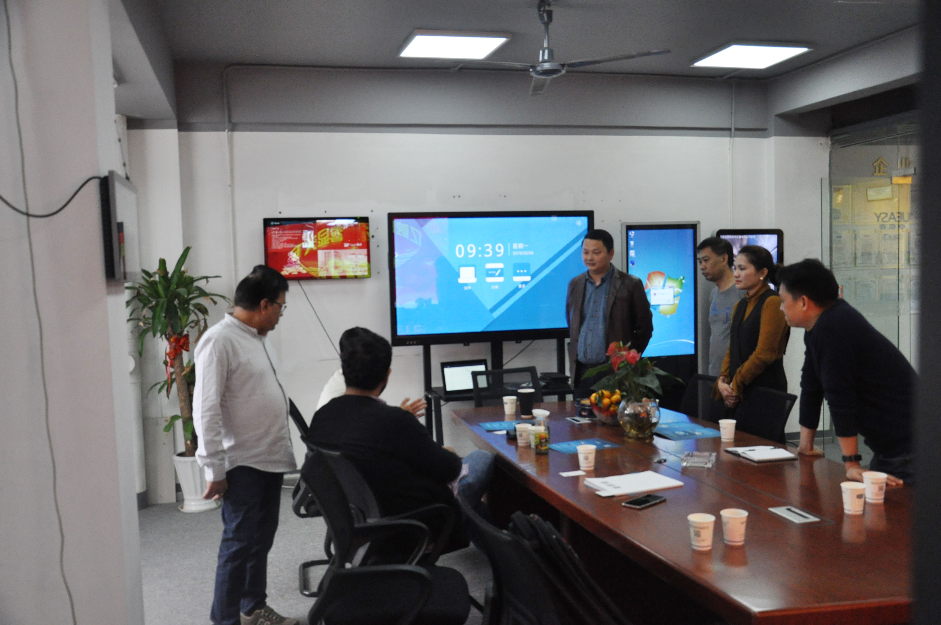 中億?？蛻粢娮C