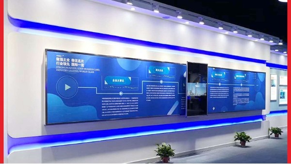 揭秘多屏聯(lián)動滑軌屏系統(tǒng)：革新視覺體驗，引領(lǐng)科技未來！