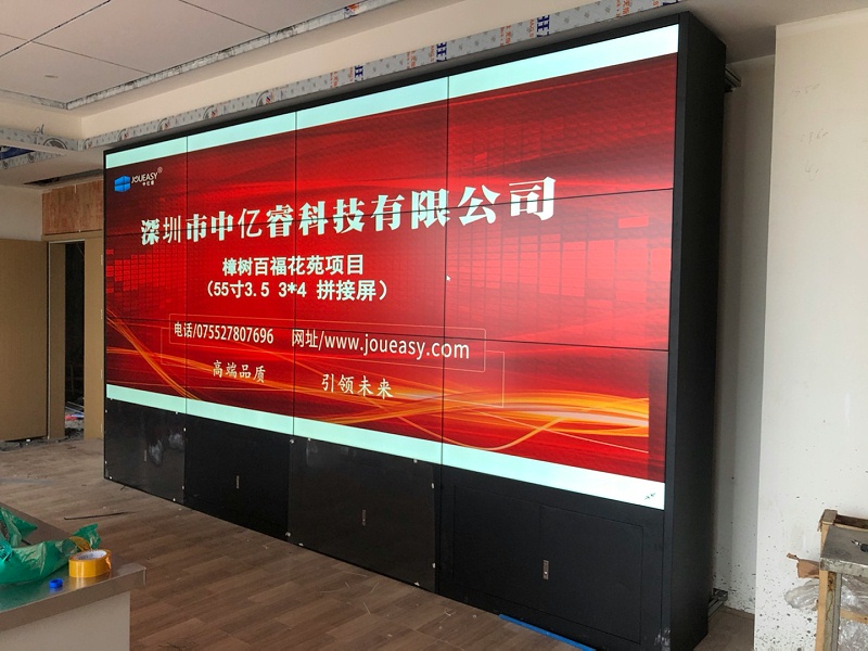 12塊55寸拼接屏助力江西樟樹(shù)百?；ㄔ沸^(qū)安全防范