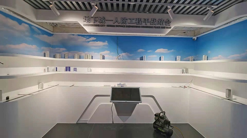 云南陸良黨群服務(wù)中心引入滑軌屏、拼接屏、一體機(jī)打造信息平臺(tái)