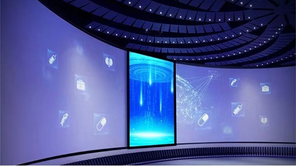 多角度觀看體驗(yàn)，提供個(gè)性化顯示——滑軌屏